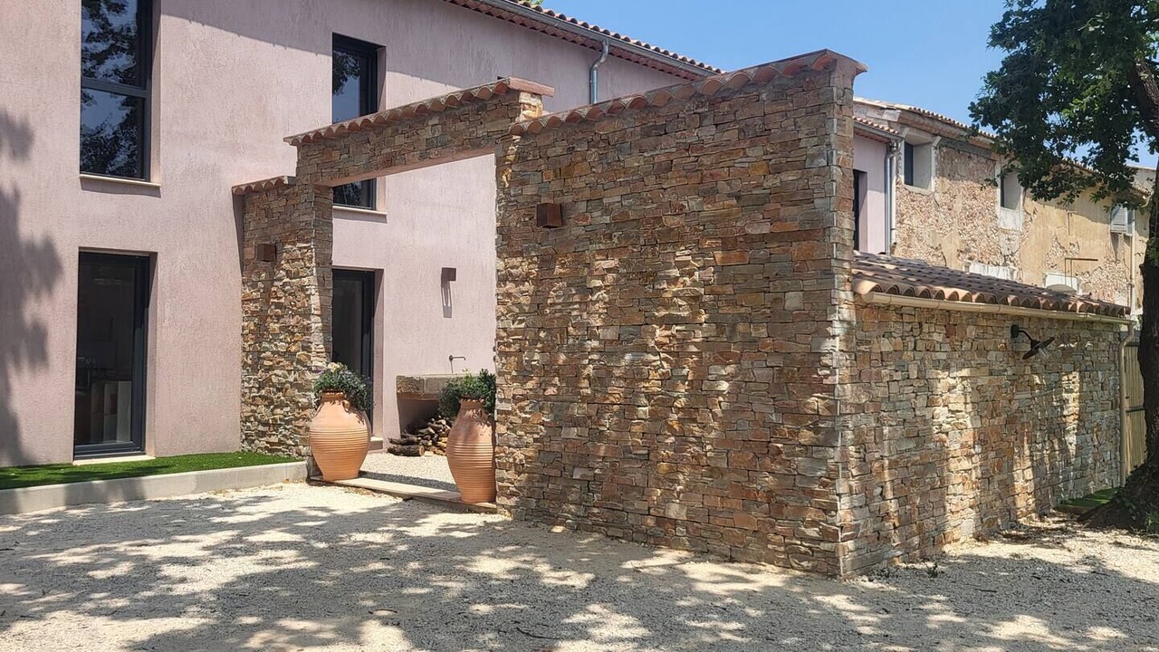 Photo of Outdoor in Puget-Ville