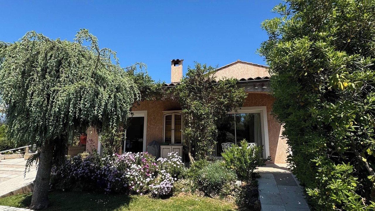 Photo of Outdoor in Villeneuve-Loubet