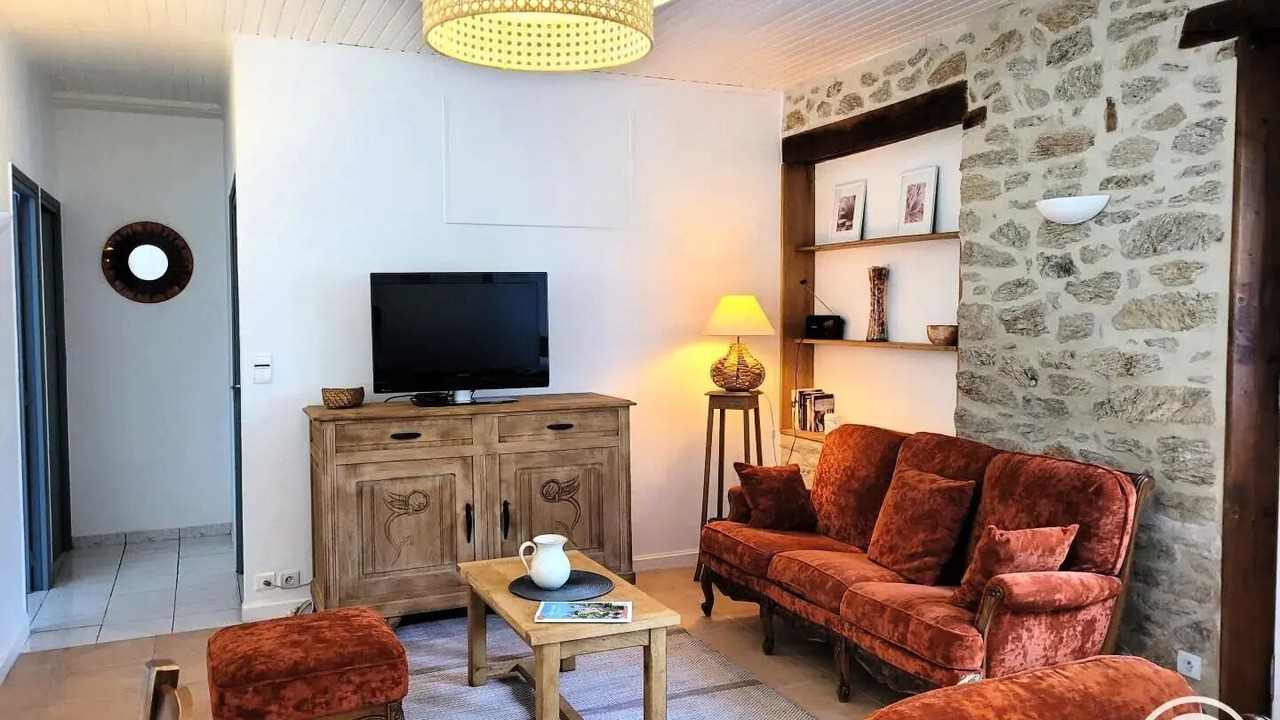 Photo of Livingroom in Saint-Julien-aux-Bois