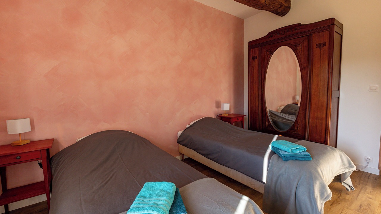 Photo of Bedroom in Saint-Yzan-de-Soudiac