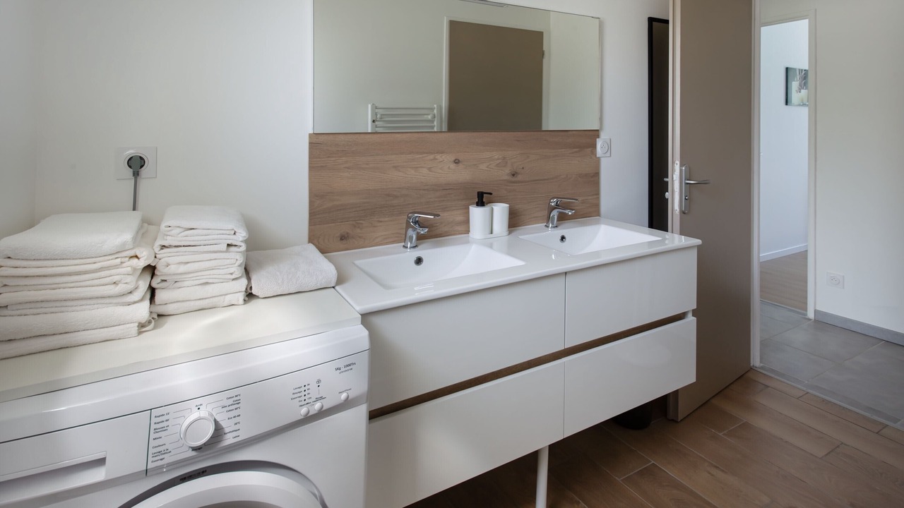 Photo of Bathroom in Piegut-Pluviers