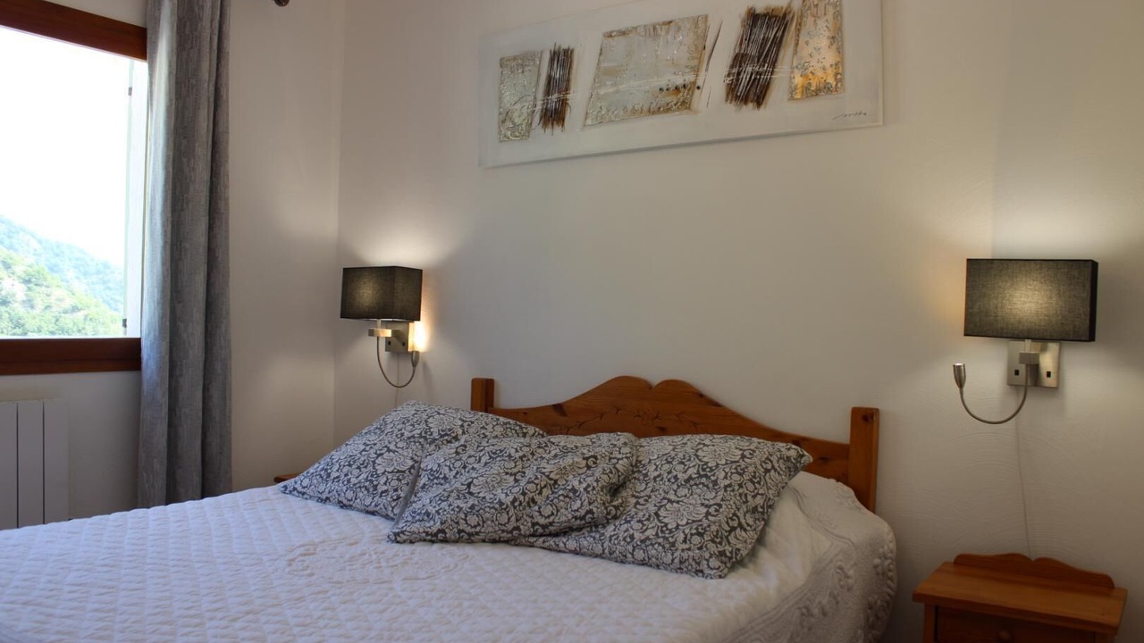 Photo of Bedroom in Utelle