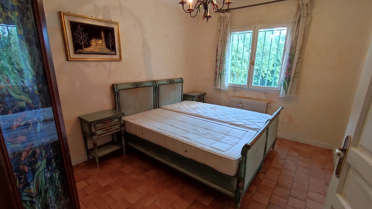 Photo of Bedroom in Saint-Jacques