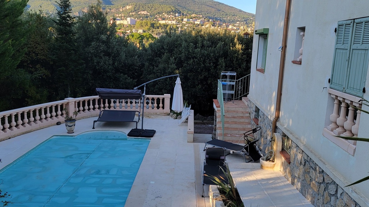Photo of Outdoor in Saint-Jacques