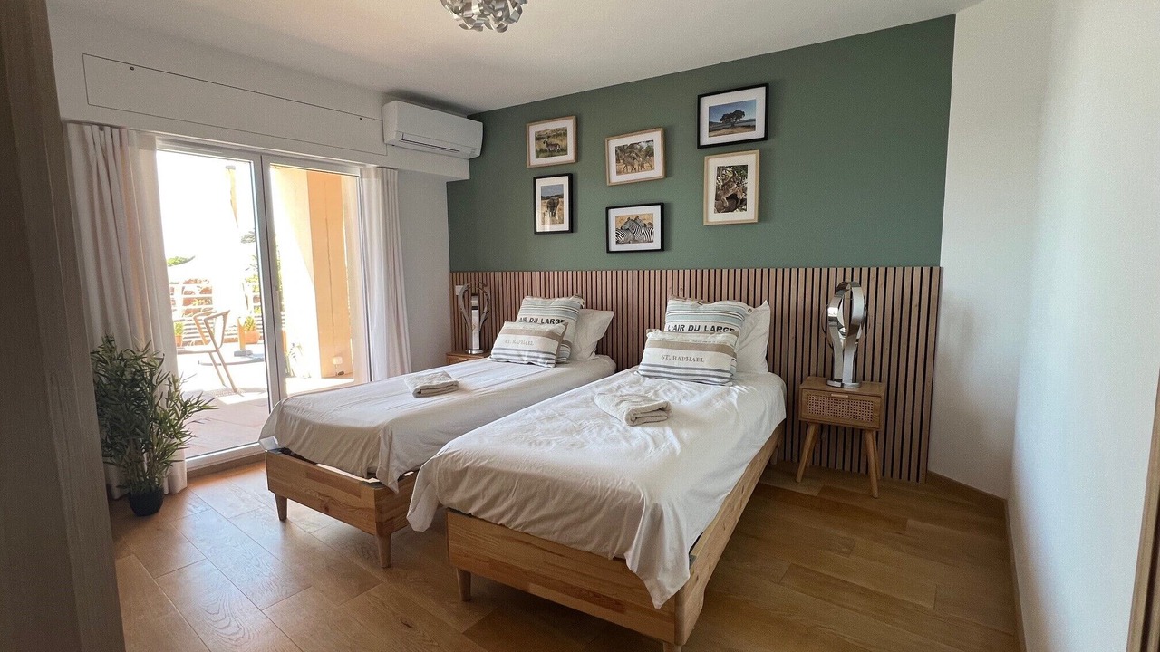 Photo of Bedroom in Le Trayas