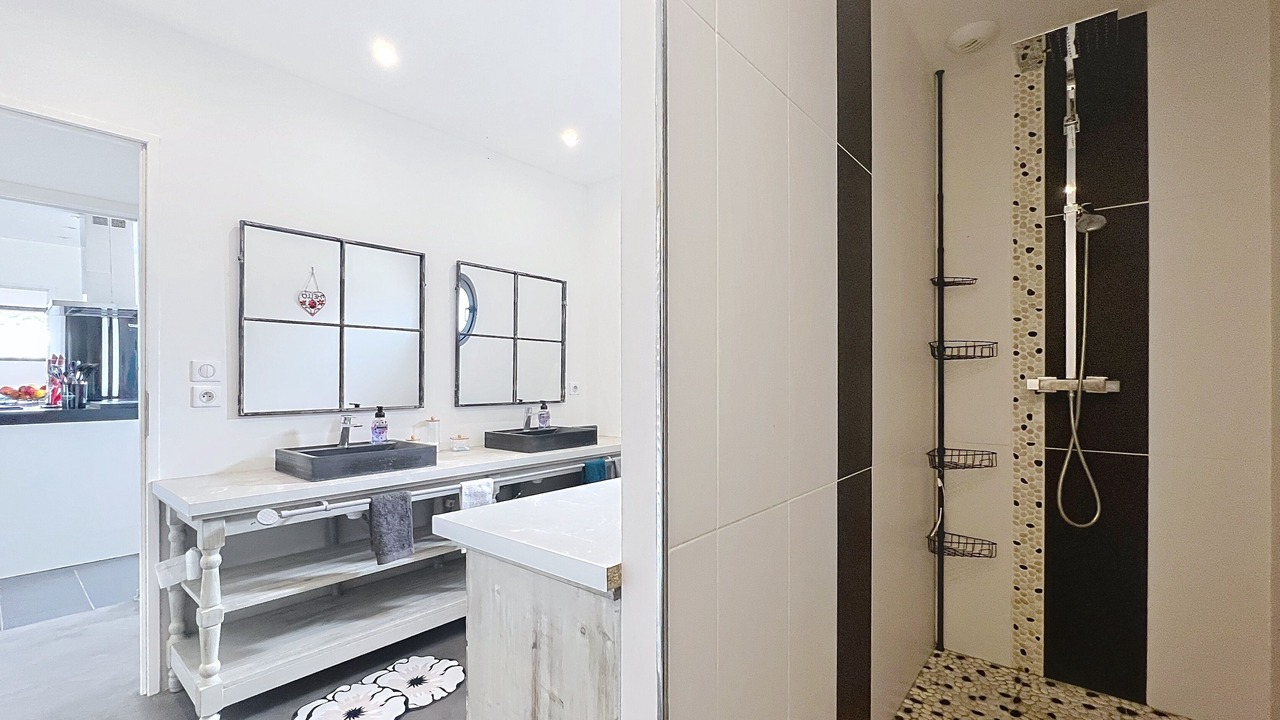 Photo of Bathroom in Terrasson-la-Villedieu