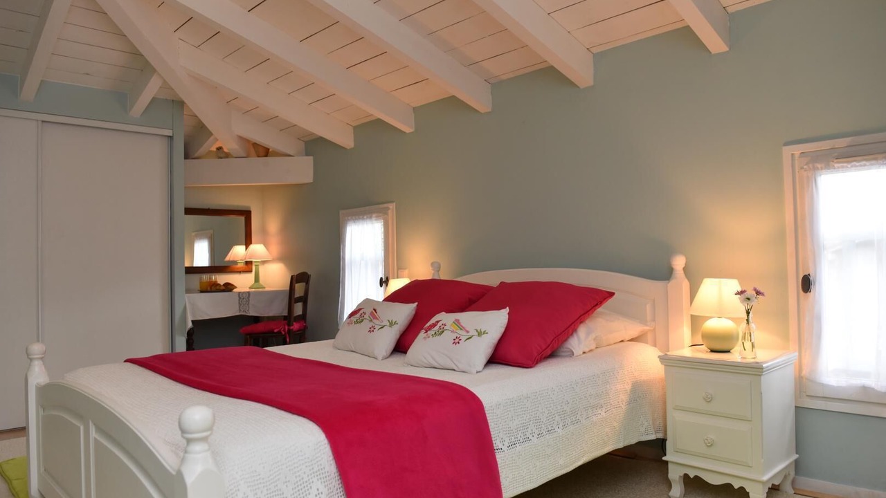 Photo of Bedroom in Mano