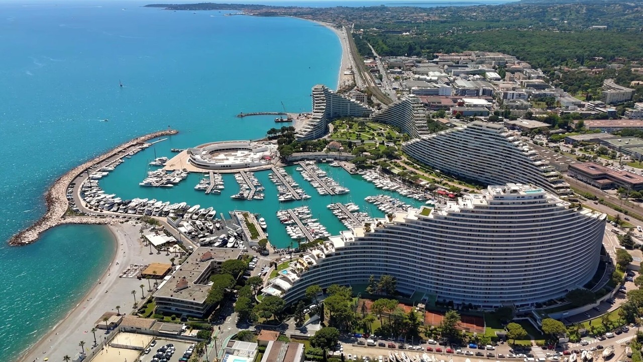 Photo of Outdoor in Villeneuve Loubet Beach