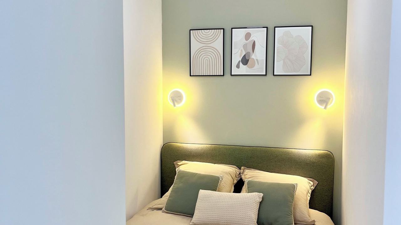 Photo of Bedroom in Villeneuve Loubet Beach