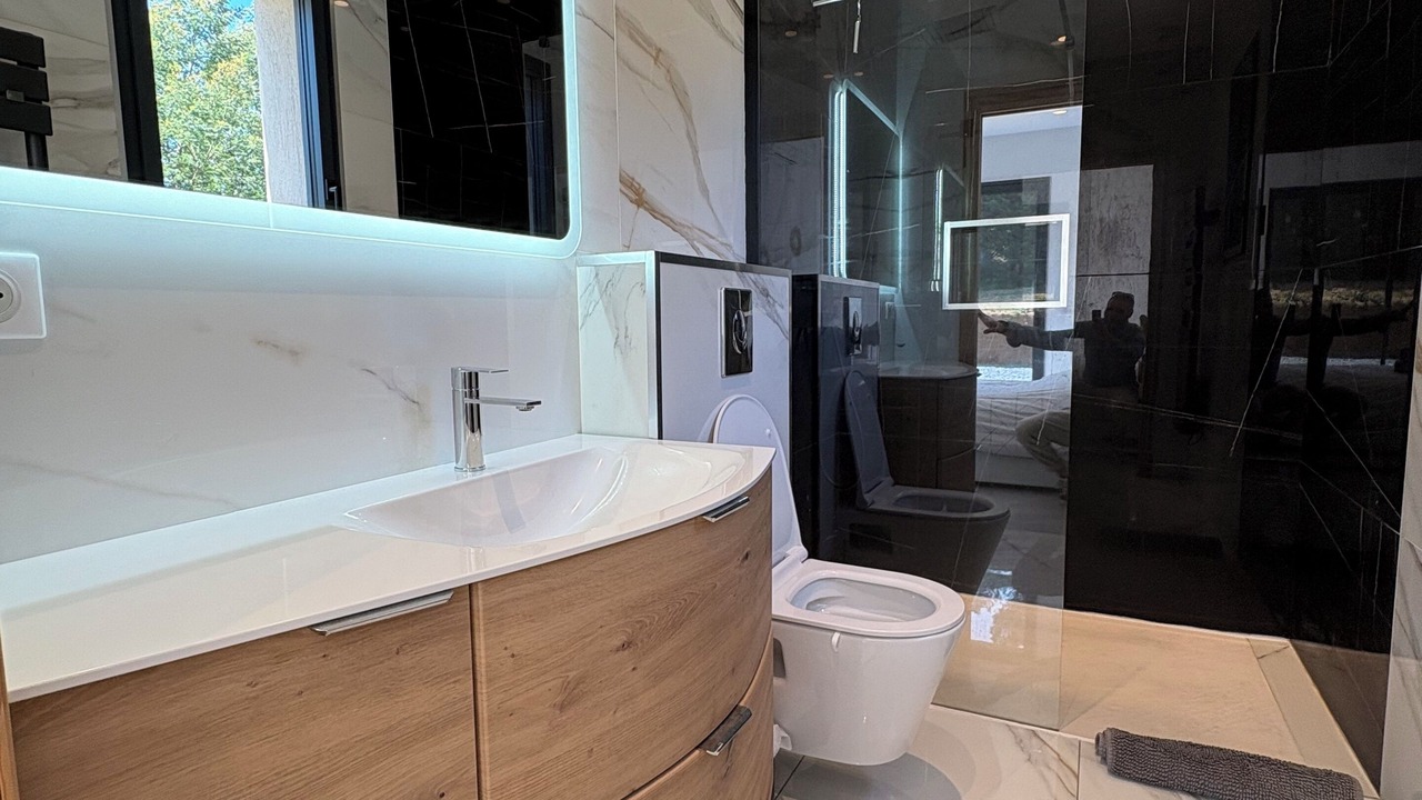 Photo of Bathroom in Ramatuelle