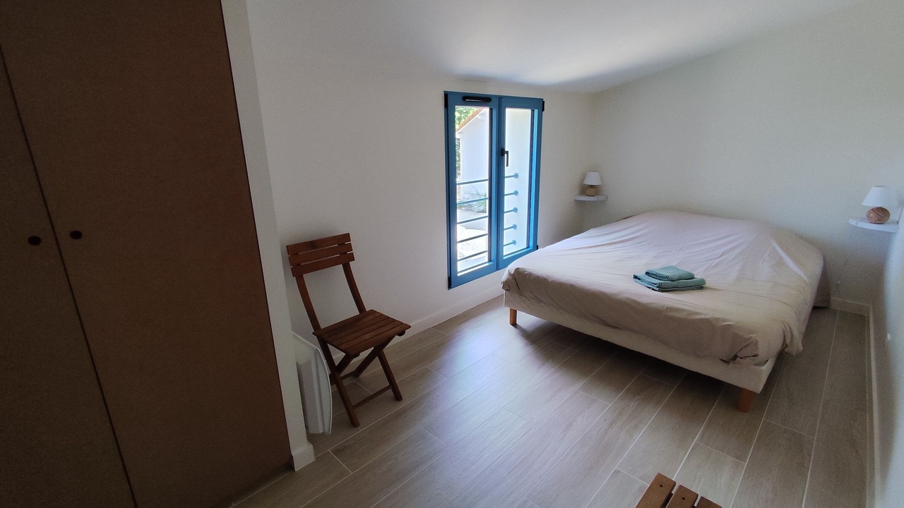 Photo of Bedroom in L'Eguille