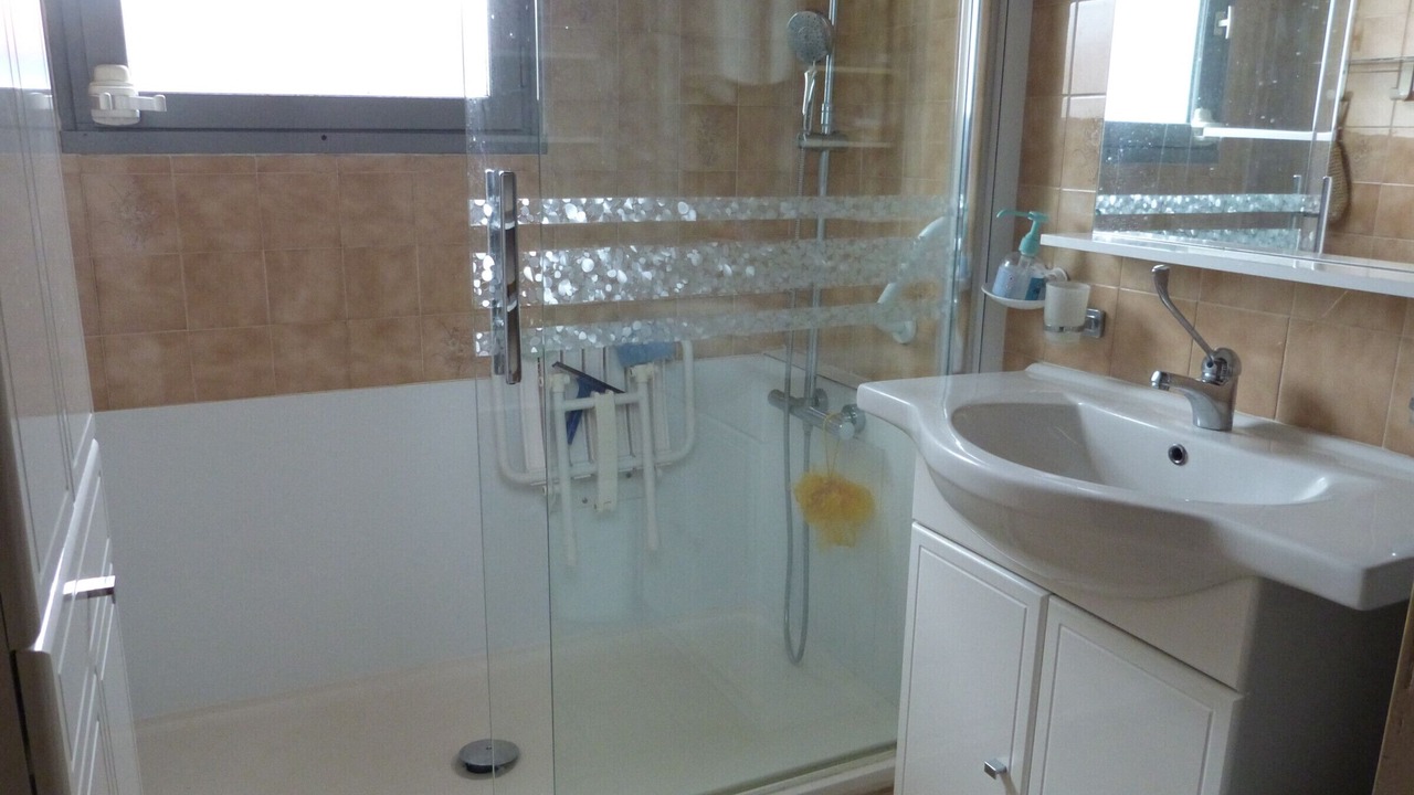 Photo of Bathroom in Barbatre