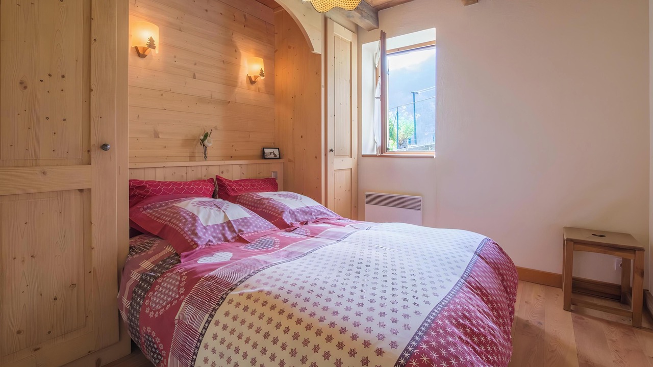 Photo of Bedroom in Montricher-Albanne