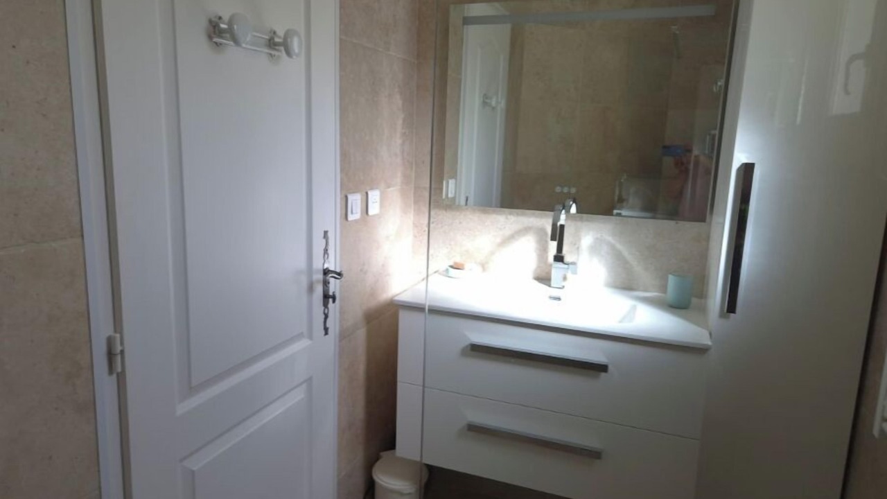 Photo of Bathroom in Ceyreste