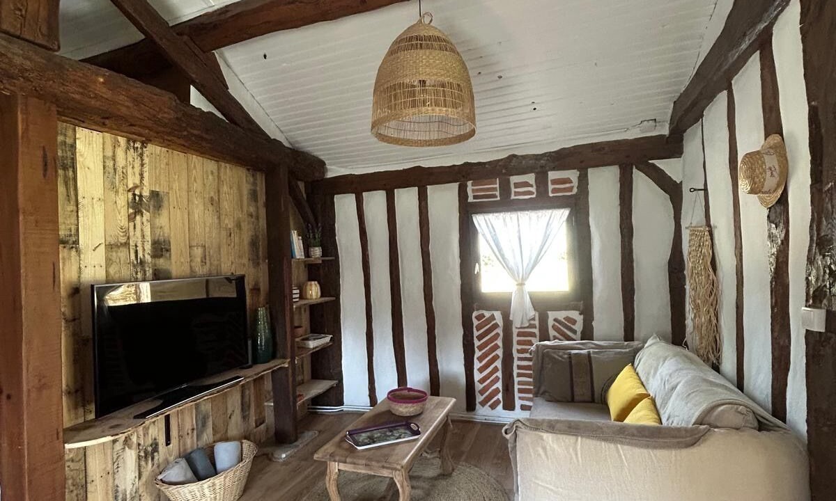 Photo of Livingroom in Argelouse