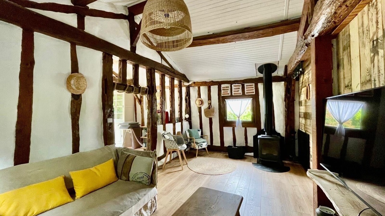 Photo of Livingroom in Argelouse
