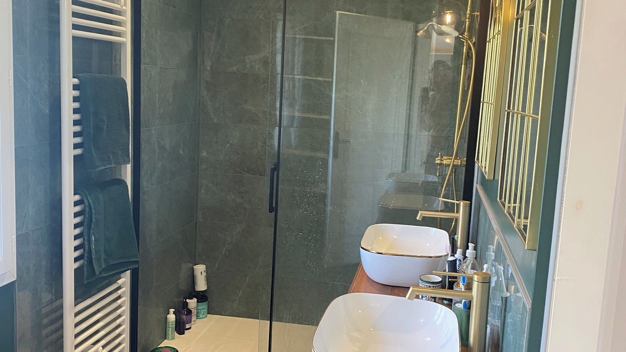 Photo of Bathroom in Saint Vivien