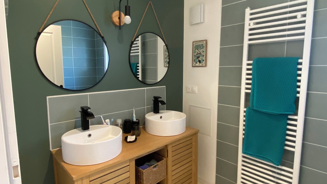 Photo of Bathroom in Saint Vivien