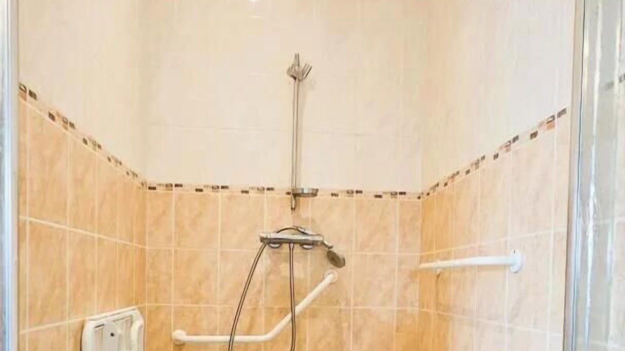 Photo of Bathroom in Aix