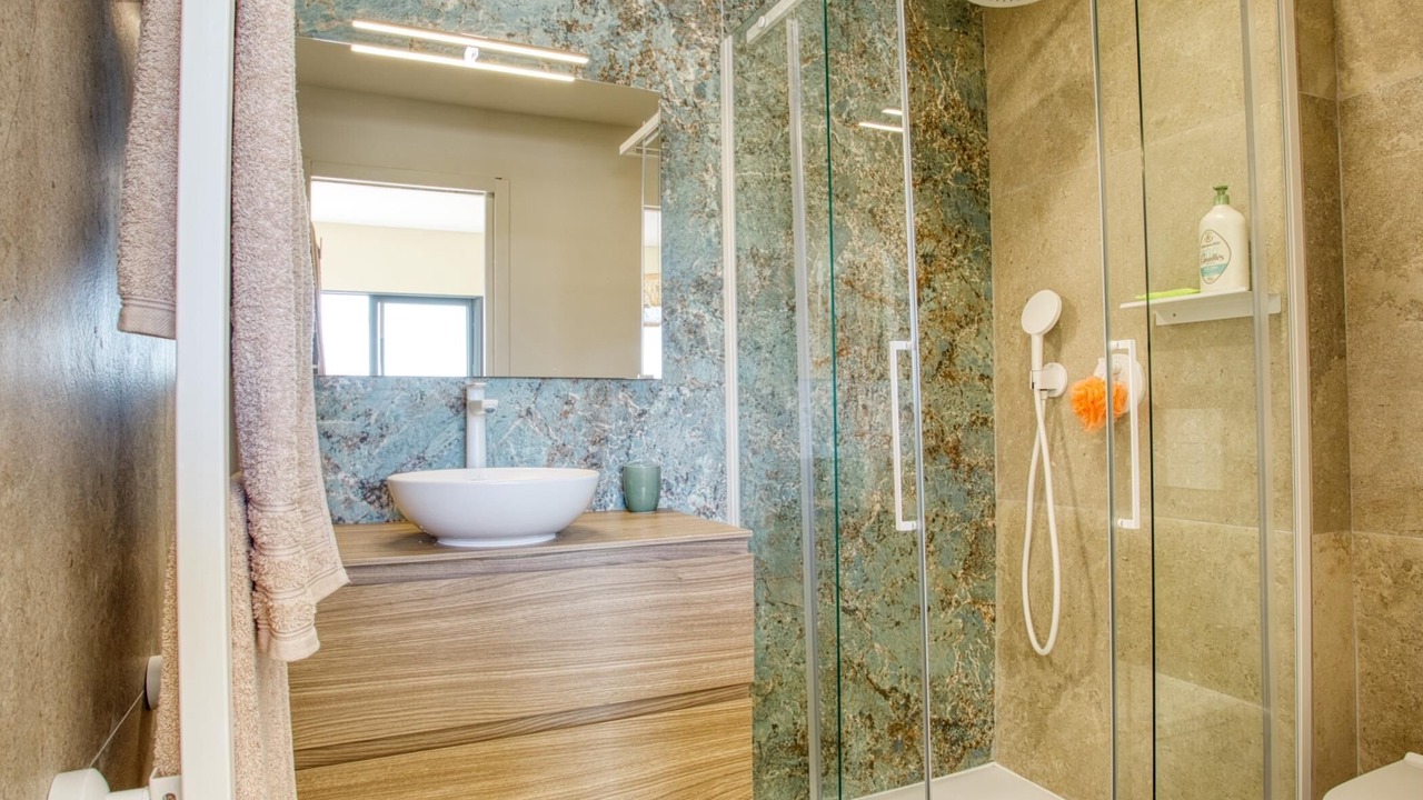 Photo of Bathroom in Plage de la Garonnette