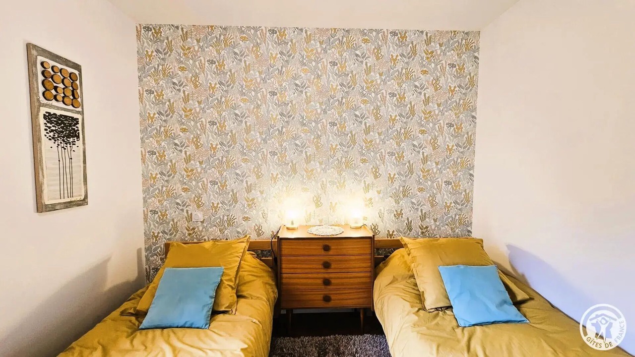 Photo of Bedroom in Salon-la-Tour