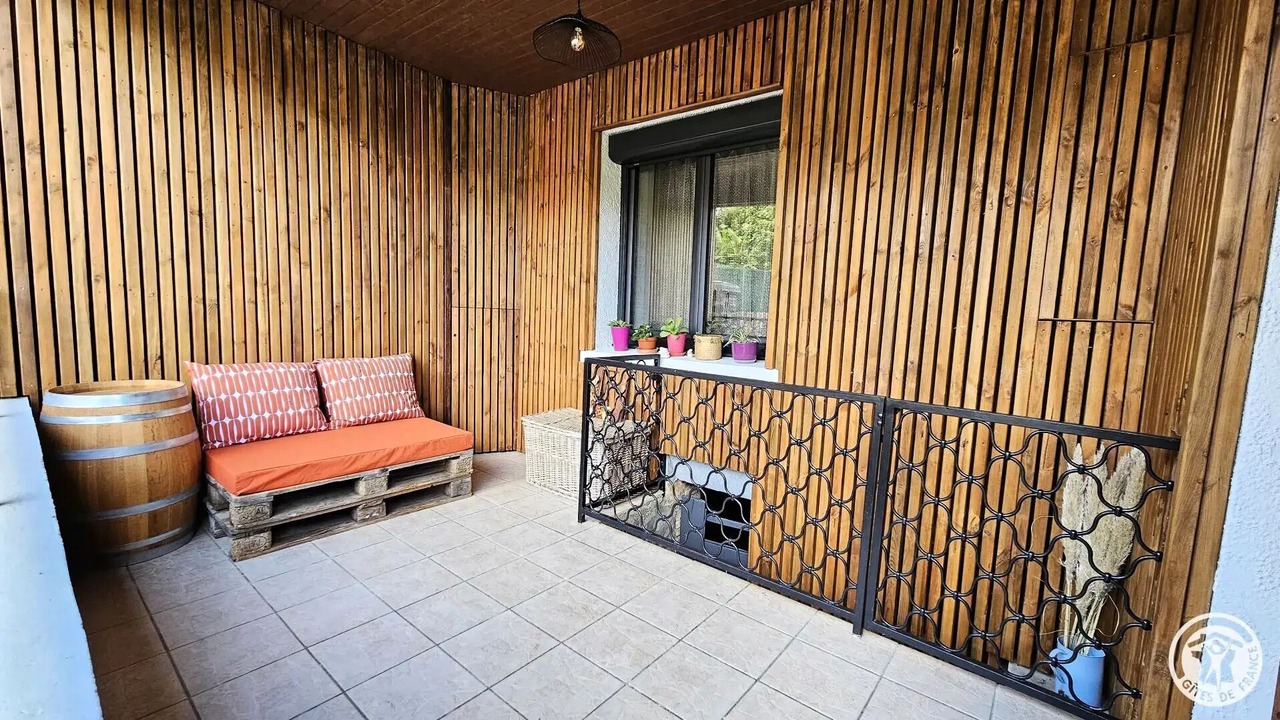 Photo of Patio Balcony in Salon-la-Tour