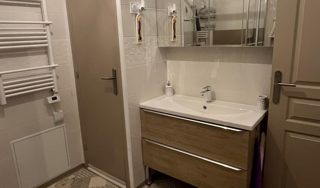 Photo of Bathroom in Meounes-les-Montrieux