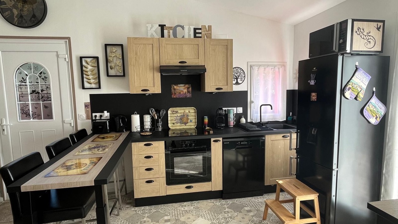Photo of Kitchen in Meounes-les-Montrieux
