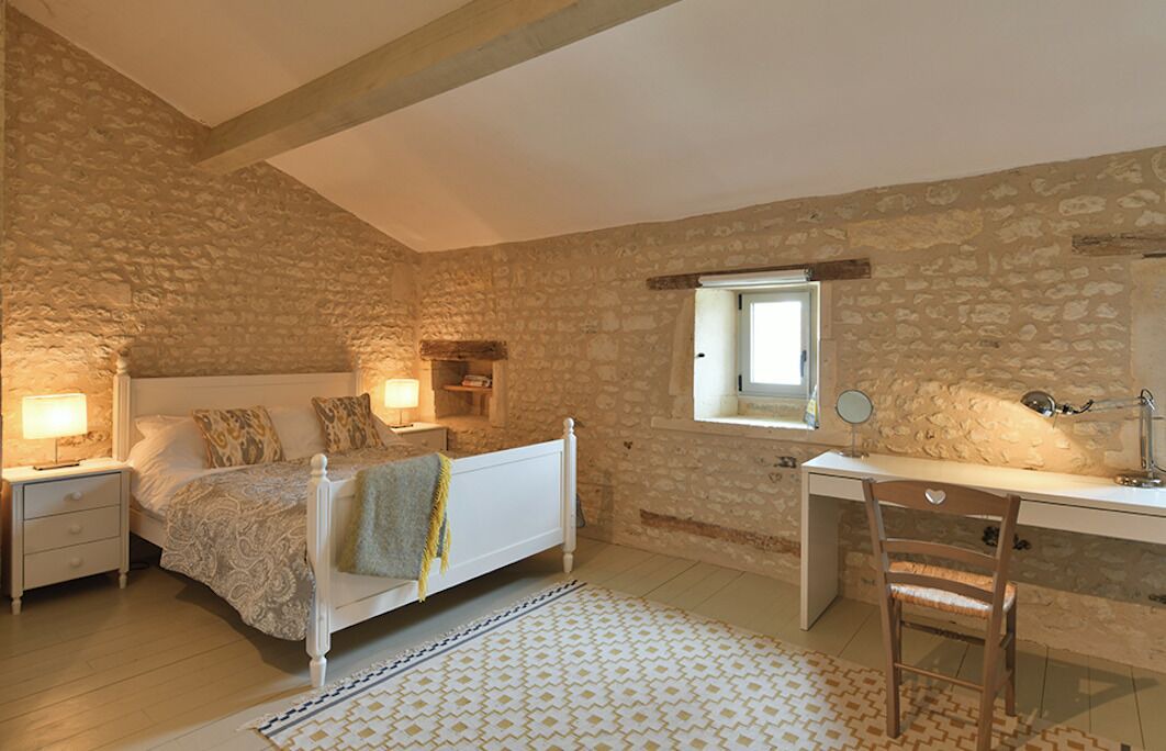 Photo of Bedroom in Reaux