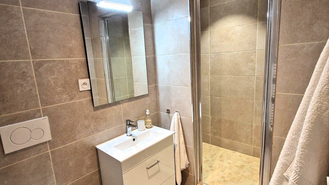 Photo of Bathroom in Old Town