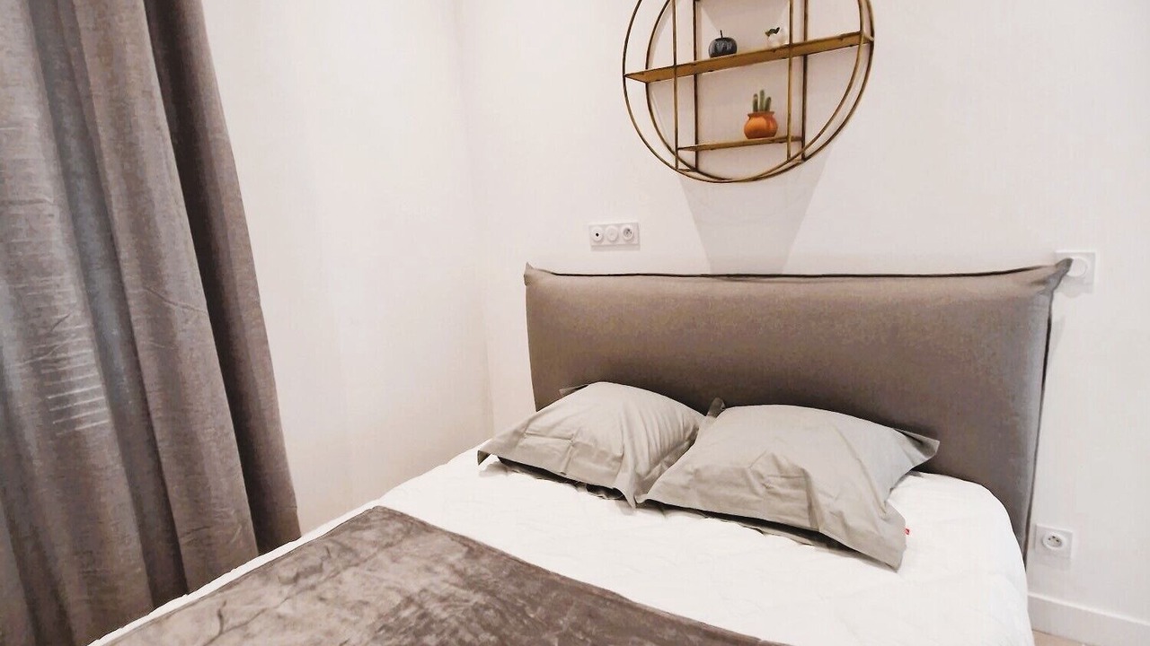 Photo of Bedroom in Old Town