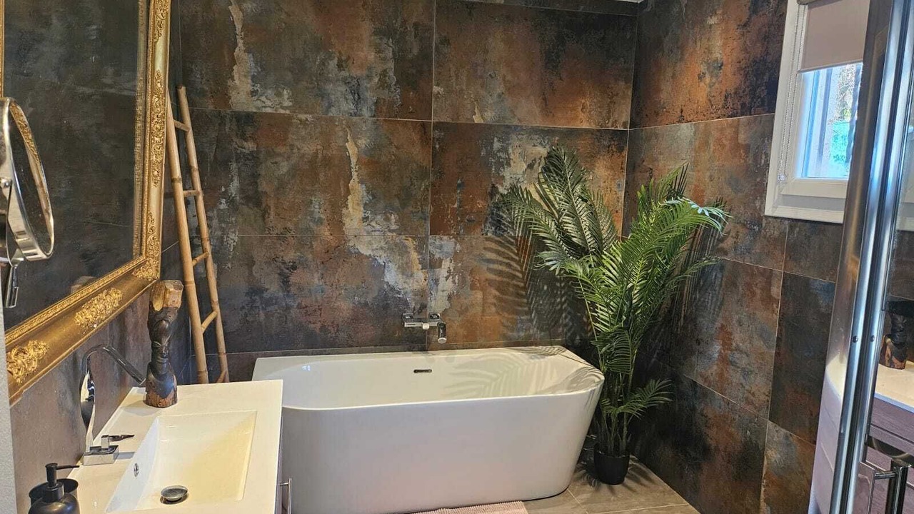 Photo of Bathroom in Saint-Jeannet