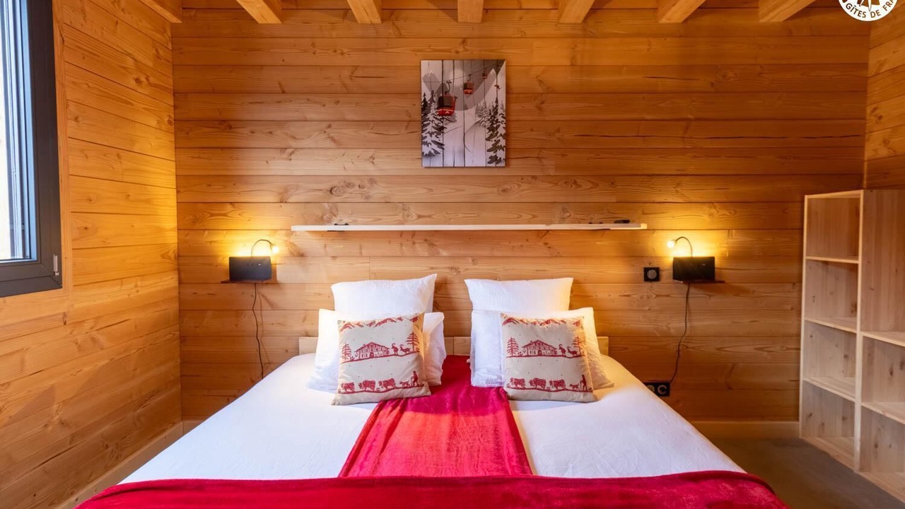 Photo of Bedroom in Saint-Martin-sur-la-Chambre