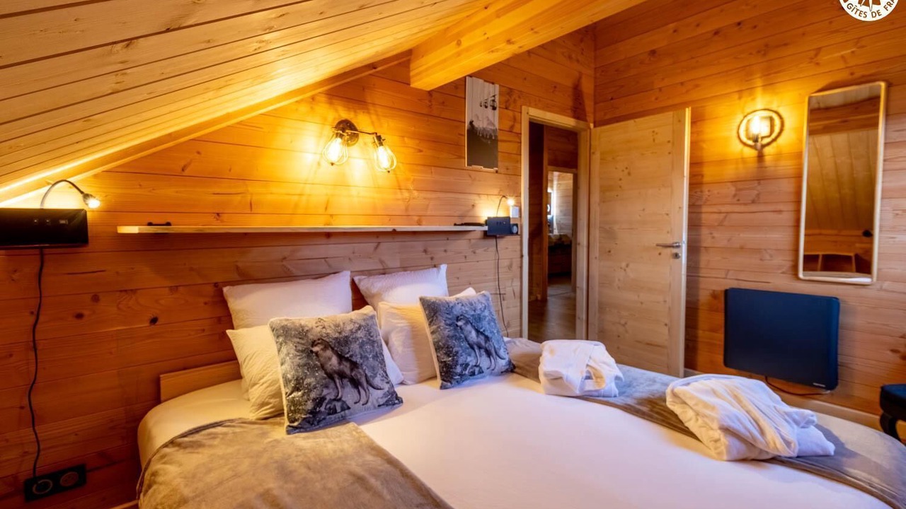 Photo of Bedroom in Saint-Martin-sur-la-Chambre