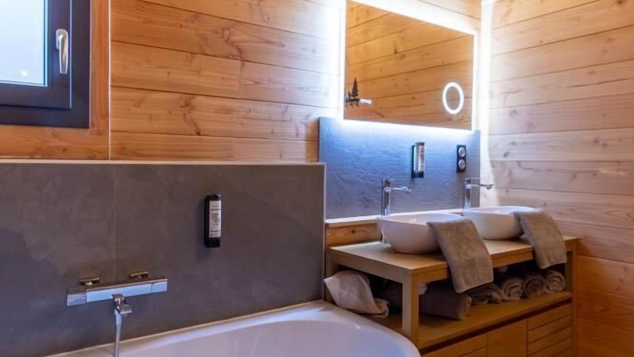 Photo of Bathroom in Saint-Martin-sur-la-Chambre