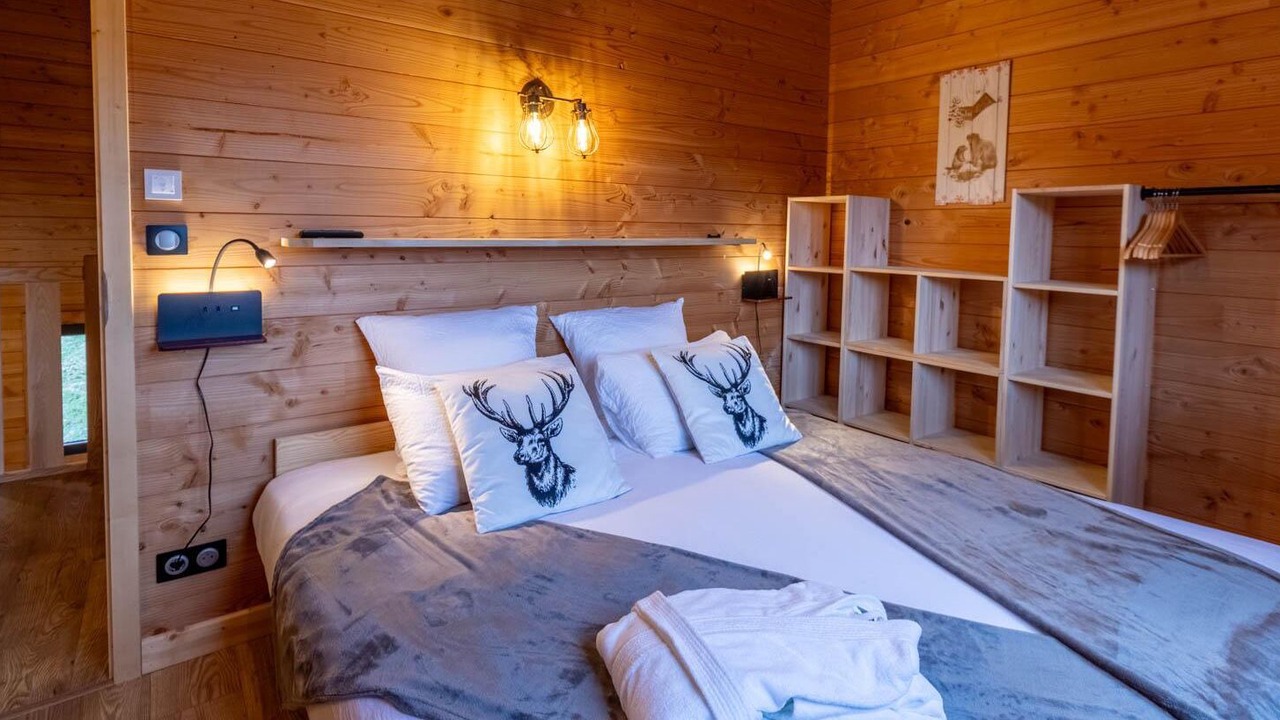 Photo of Bedroom in Saint-Martin-sur-la-Chambre