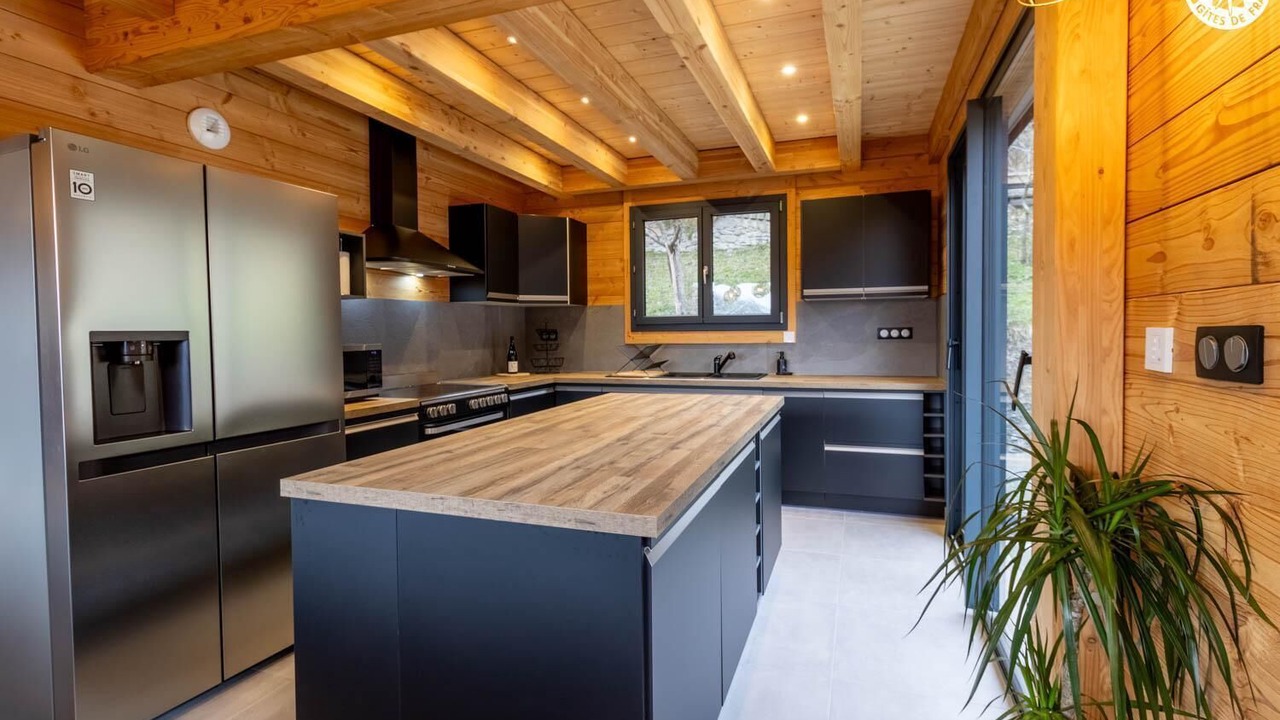 Photo of Kitchen in Saint-Martin-sur-la-Chambre