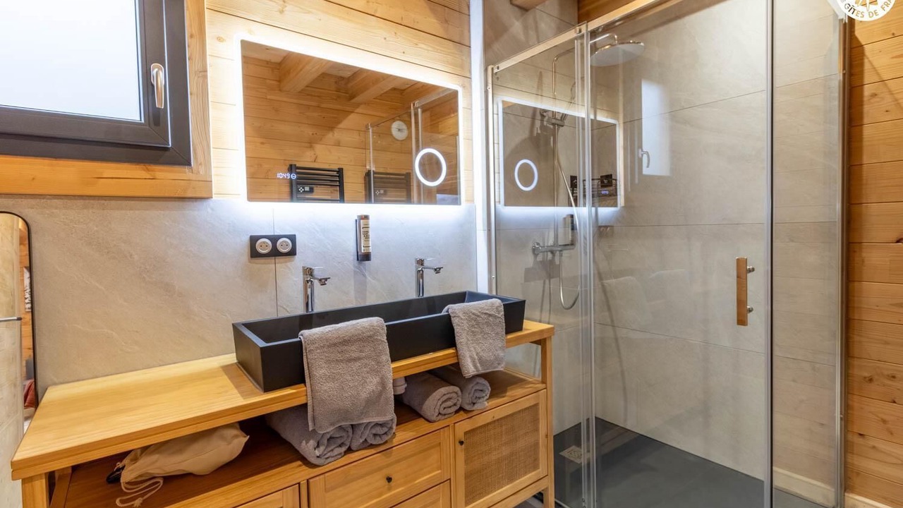 Photo of Bathroom in Saint-Martin-sur-la-Chambre