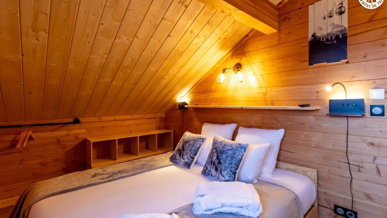 Photo of Bedroom in Saint-Martin-sur-la-Chambre