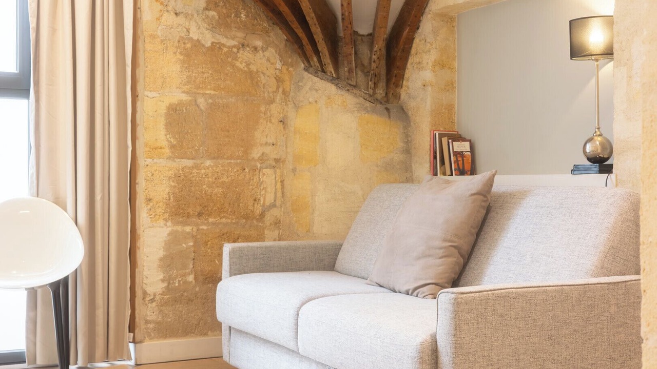 Photo of Livingroom in Bordeaux City Centre