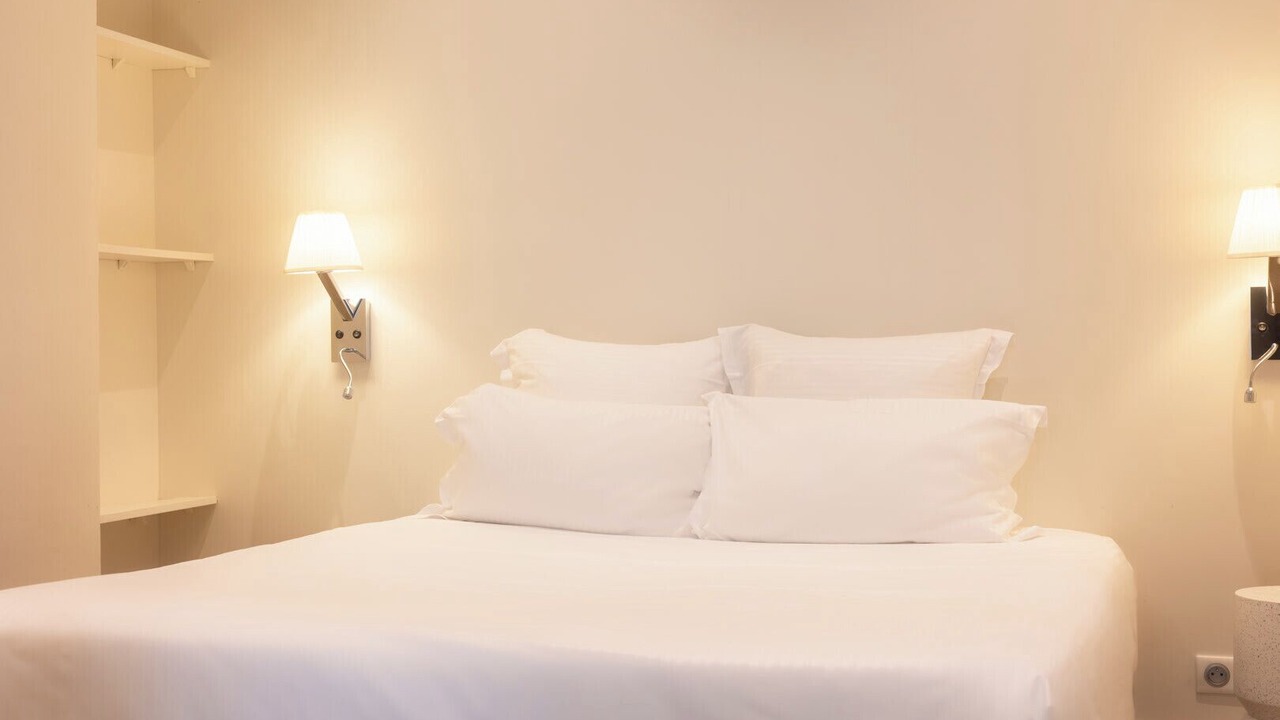 Photo of Bedroom in Bordeaux City Centre