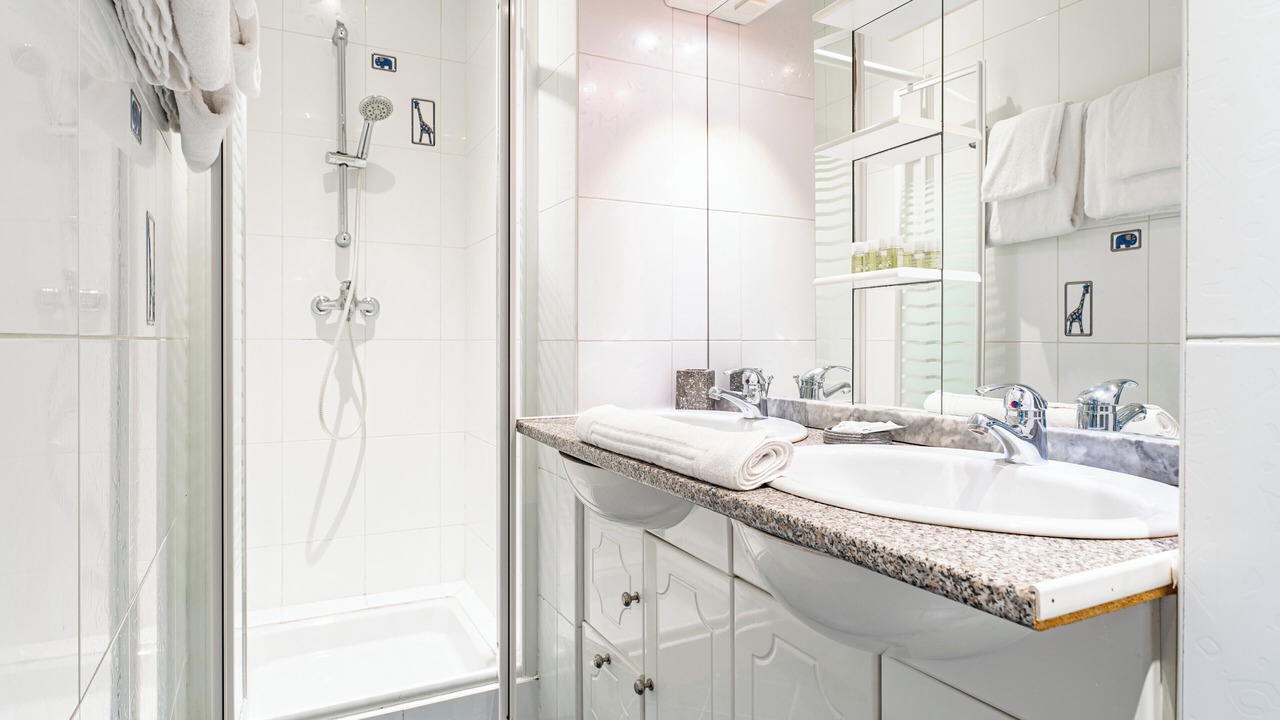 Photo of Bathroom in Saint-Michel