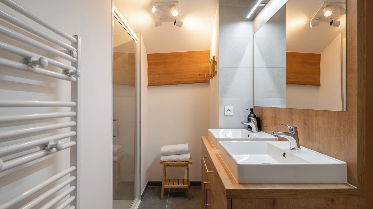 Photo of Bathroom in Eclose-Ouest