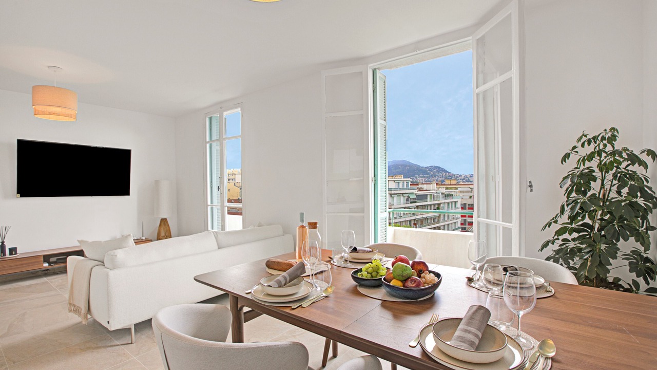 Photo of Bedroom in Les Baumettes