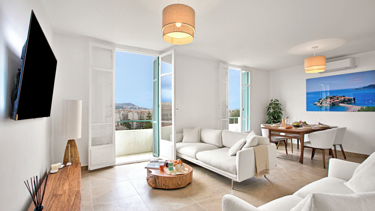 Photo of Bedroom in Les Baumettes