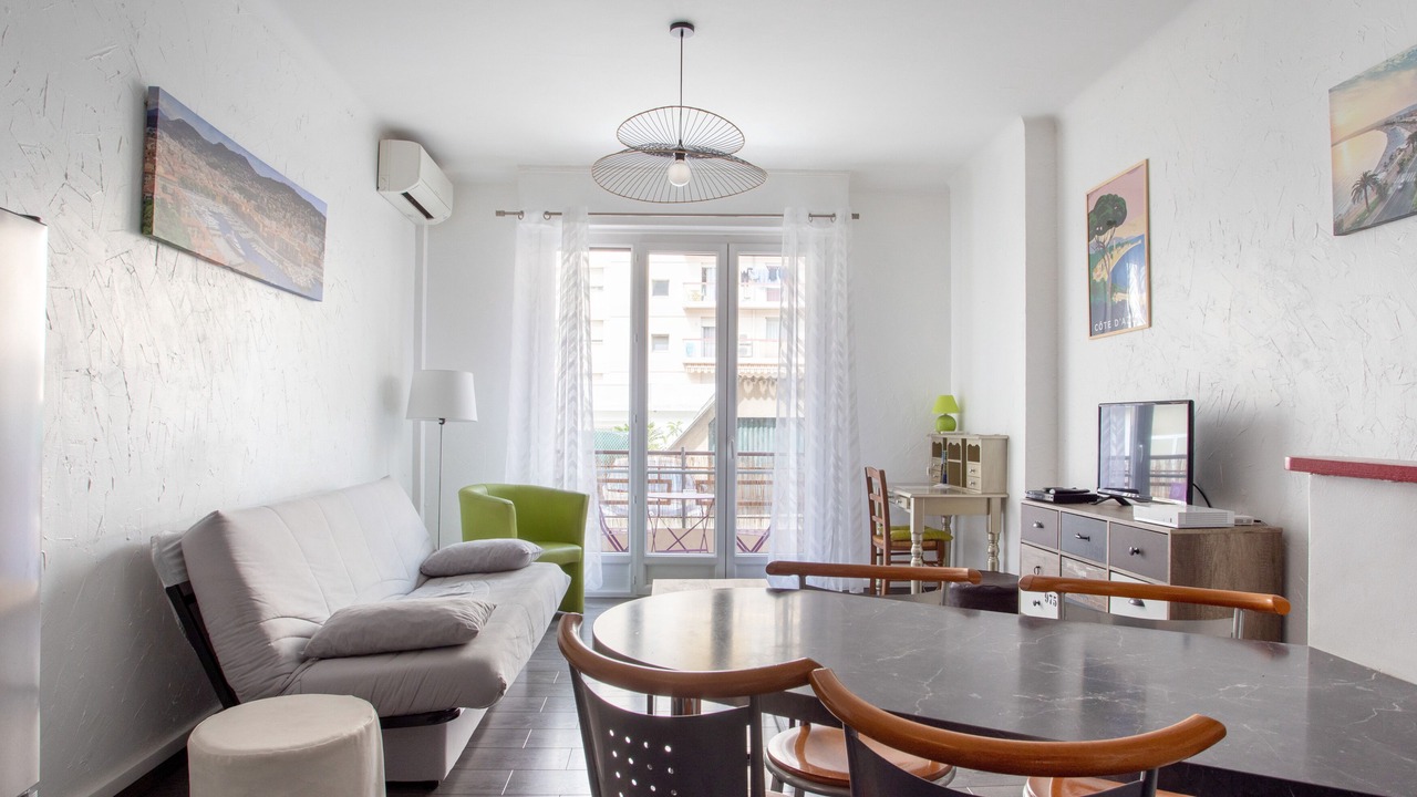 Photo of Livingroom in Liberation