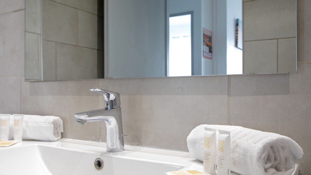 Photo of Bathroom in Liberation