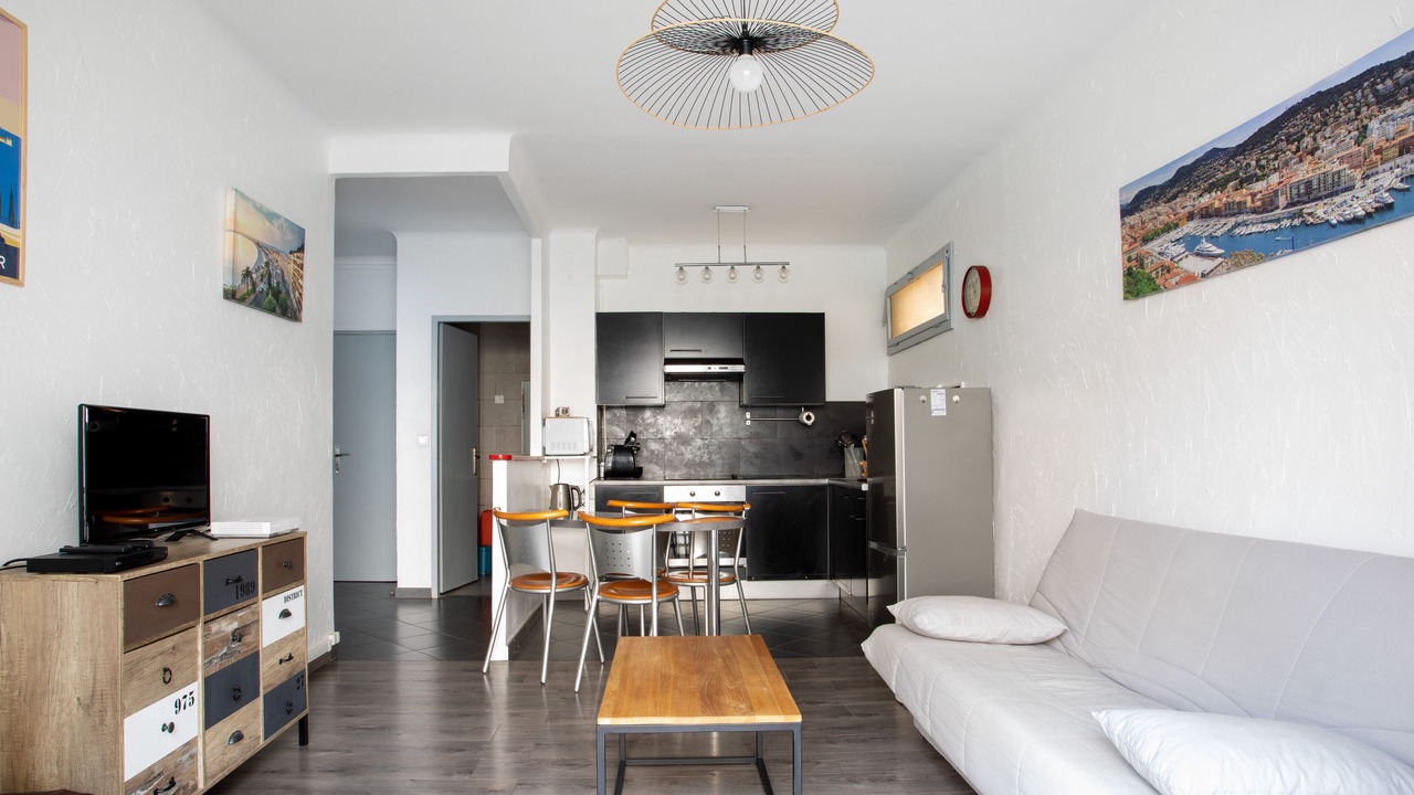 Photo of Livingroom in Liberation