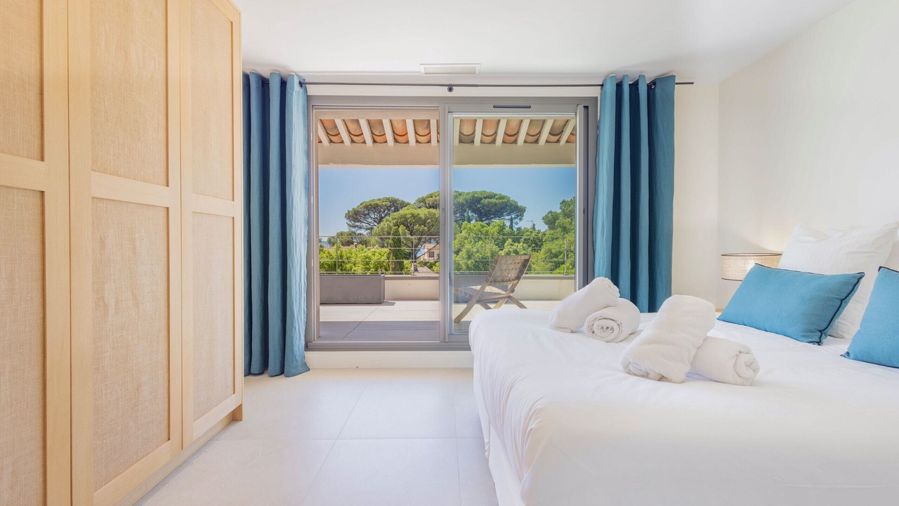 Photo of Bedroom in Guerrevieille
