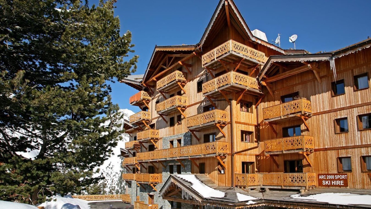 Photo of Outdoor in Arc-2000